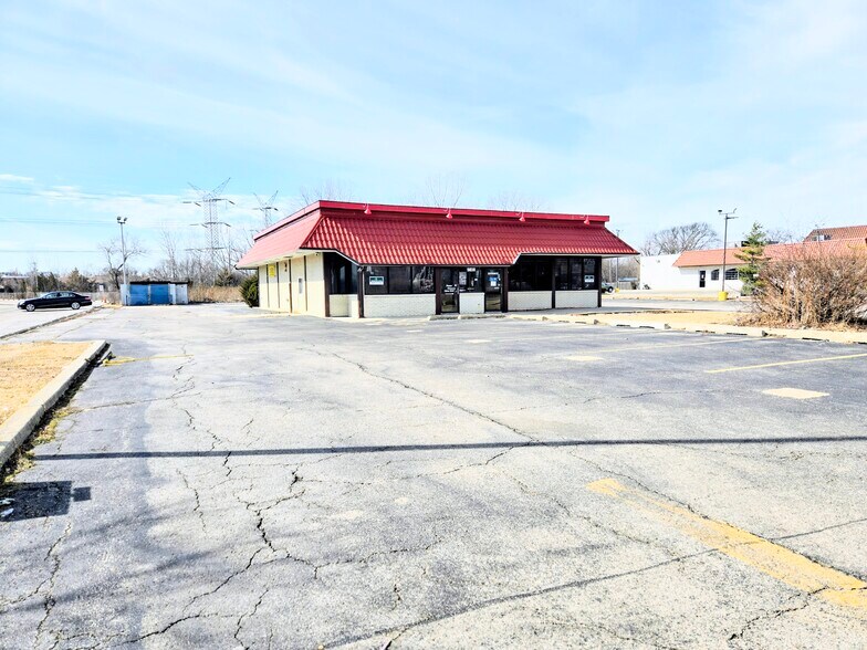 More Photos Of 9850 Milwaukee Ave, Glenview Fast Food For Sale