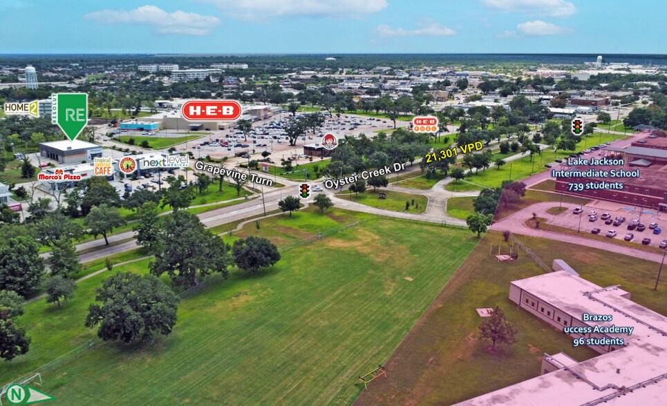 More Photos Of 220 Grapevine Turn St, Lake Jackson Auto Repair For Sale