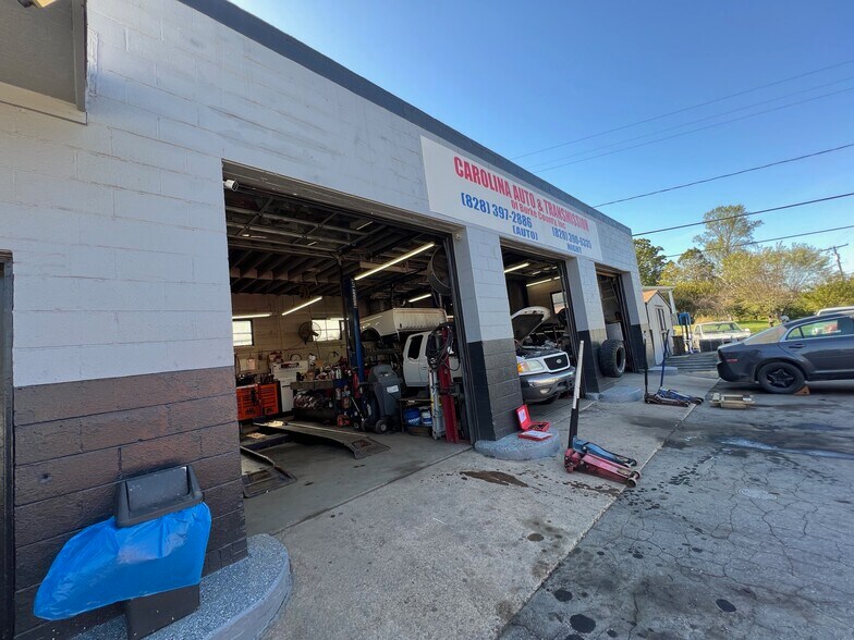 More Photos Of 2140 US Highway 70, Connelly Springs Auto Repair For Sale