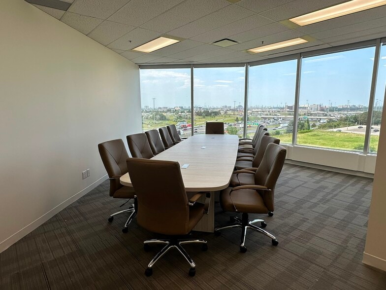 More Photos Of 2810 Matheson Blvd E, Mississauga Coworking Space