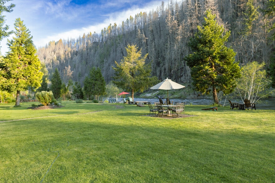 More Photos Of 49198 McKenzie Hwy, Vida Hospitality For Sale