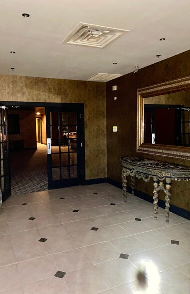 More Photos Of Ohio River Blvd, New Cumberland Bar For Sale