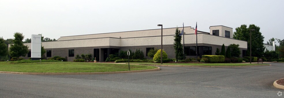 More Photos Of 5160 Lad Land Dr, Fredericksburg Warehouse For Lease