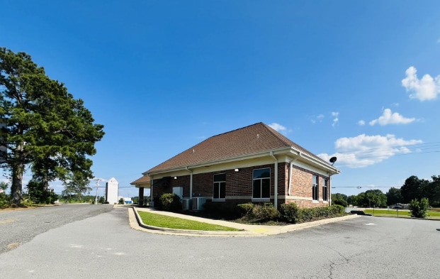 Primary Photo Of 119 Highway 274, Camden Office For Sale
