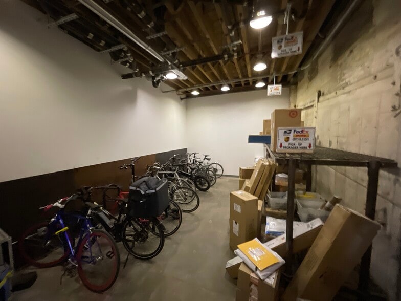 More Photos Of 55 Meadow St, Brooklyn Manufacturing For Lease