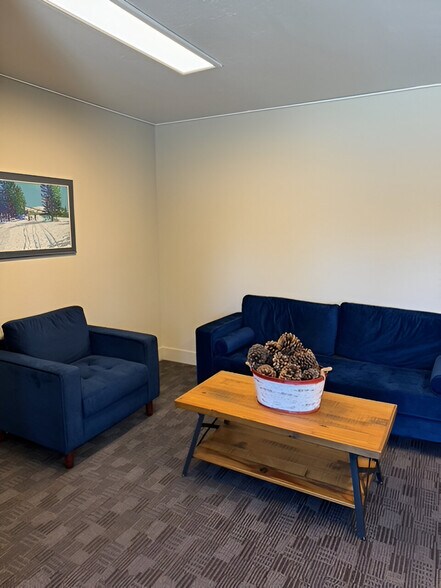 More Photos Of 625 Hwy 50, Zephyr Cove Office For Sale
