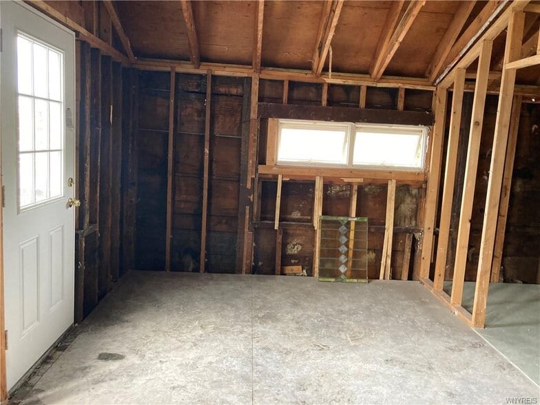 More Photos Of 116 Broad St, Tonawanda Religious Facility For Sale