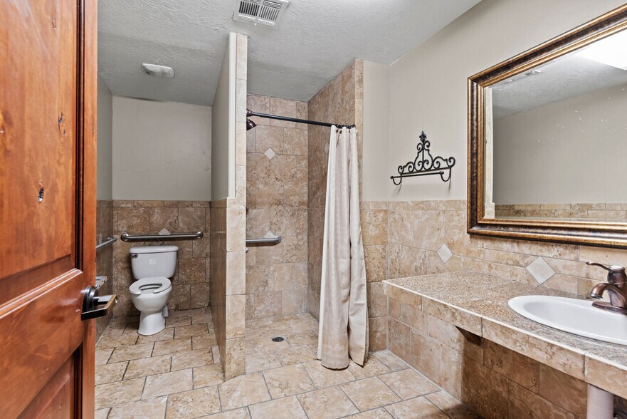 More Photos Of 268 W 400 S, Salt Lake City Medical For Sale