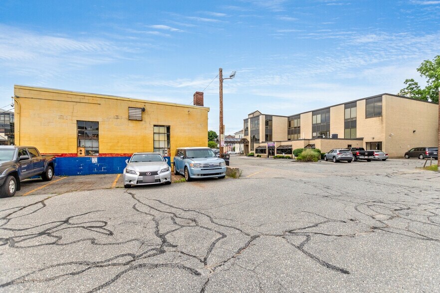 More Photos Of , Waltham Unknown For Sale