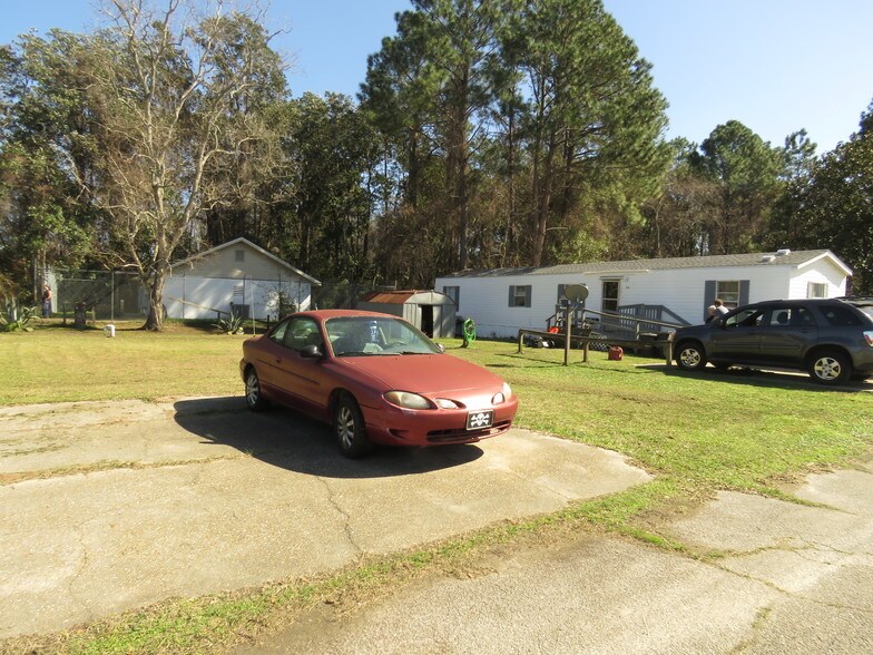 More Photos Of 2729 Carol Ln, Panama City Manufactured Housing Mobile Home Park For Sale