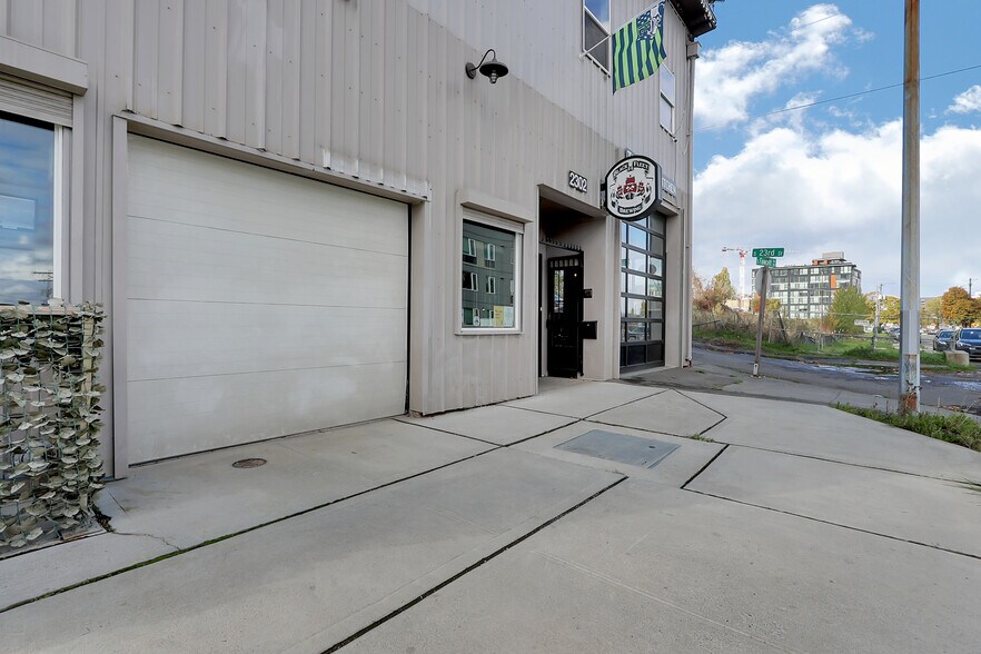 More Photos Of 2302 S Fawcett Ave, Tacoma Restaurant For Lease