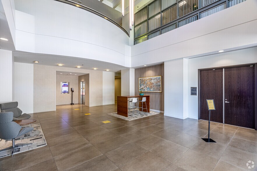 More Photos Of 12750 High Bluff Dr, San Diego Unknown For Lease