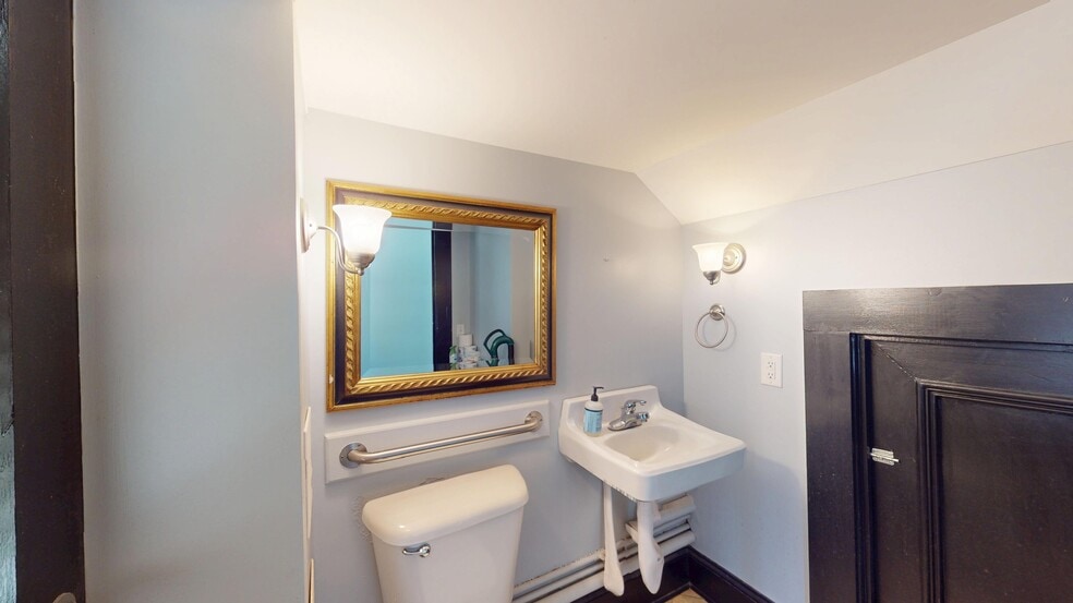 More Photos Of 110 N Broad St, Monroe Storefront Retail Office For Sale