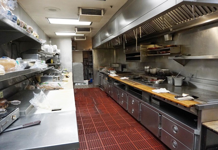 More Photos Of 534 S Myrtle Ave, Monrovia Restaurant For Lease