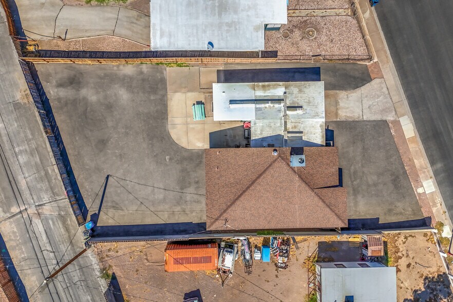 More Photos Of 211 W Atlantic Ave, Henderson Office For Sale
