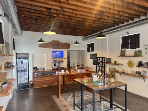 More Photos Of 1110 Main St SW, Roanoke Storefront For Sale