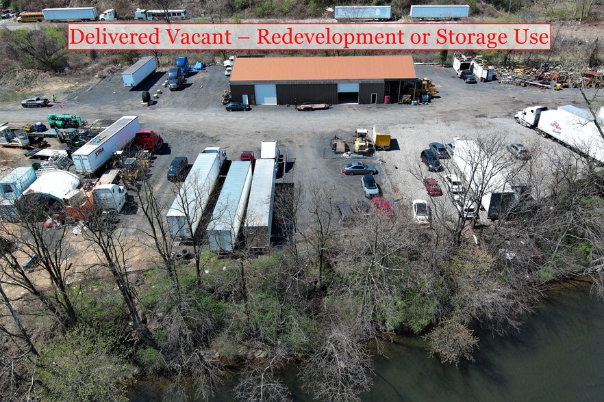 More Photos Of Catasauqua Ave., Whitehall Warehouse For Lease