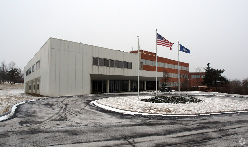 More Photos Of 950 Danby Rd, Ithaca Light Manufacturing For Lease