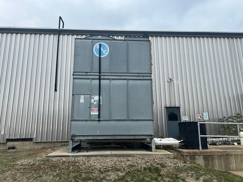 More Photos Of 6515 Steubenville Pike, Pittsburgh Manufacturing For Sale