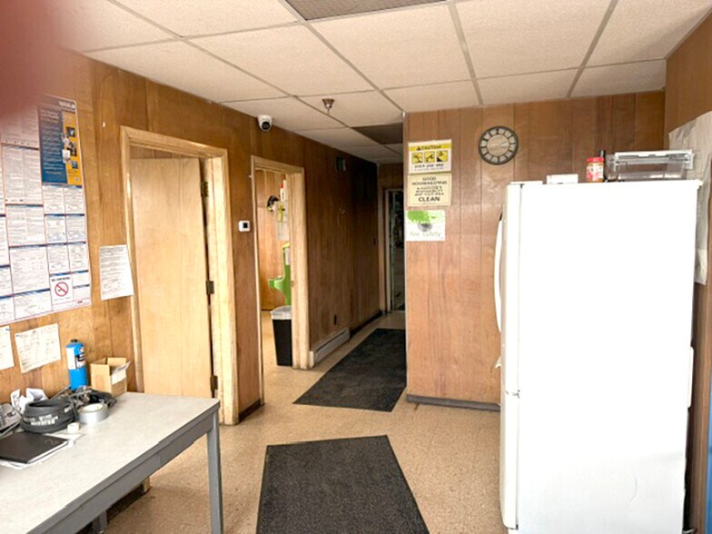 More Photos Of 920 Bridge St, Antigo Industrial For Sale