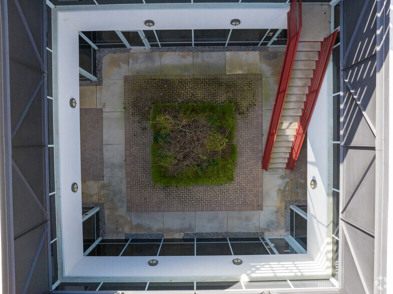 More Photos Of 303 Research Dr, Peachtree Corners Research And Development For Lease