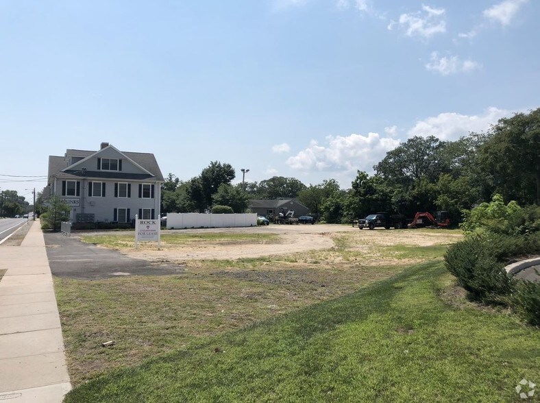 Primary Photo Of 1813 NJ-71, Wall Township Land For Lease
