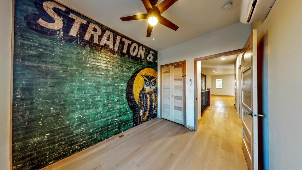 More Photos Of 209 S Main St, Jefferson General Retail For Sale