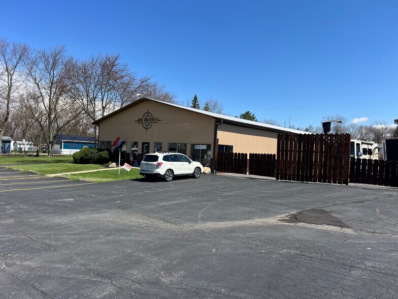 More Photos Of 5831 Seneca St, Elma Light Distribution For Lease