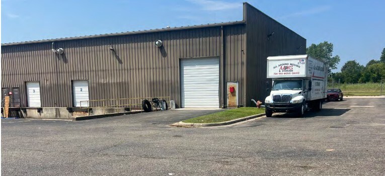 More Photos Of 14715-14745 Five M Centre Dr, Romulus Warehouse For Lease