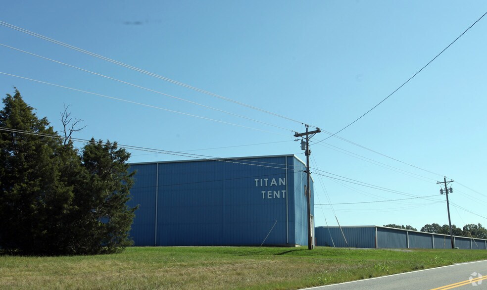 Primary Photo Of 7975 Central Pike, Mount Juliet Self Storage For Lease