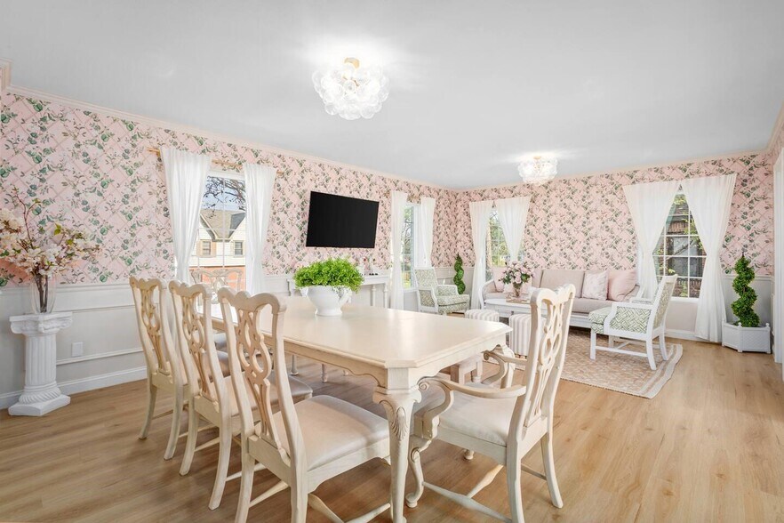 More Photos Of , Houston Multifamily For Sale