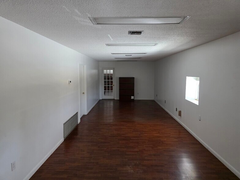More Photos Of 9646 Highway 20 W, Freeport Distribution For Sale