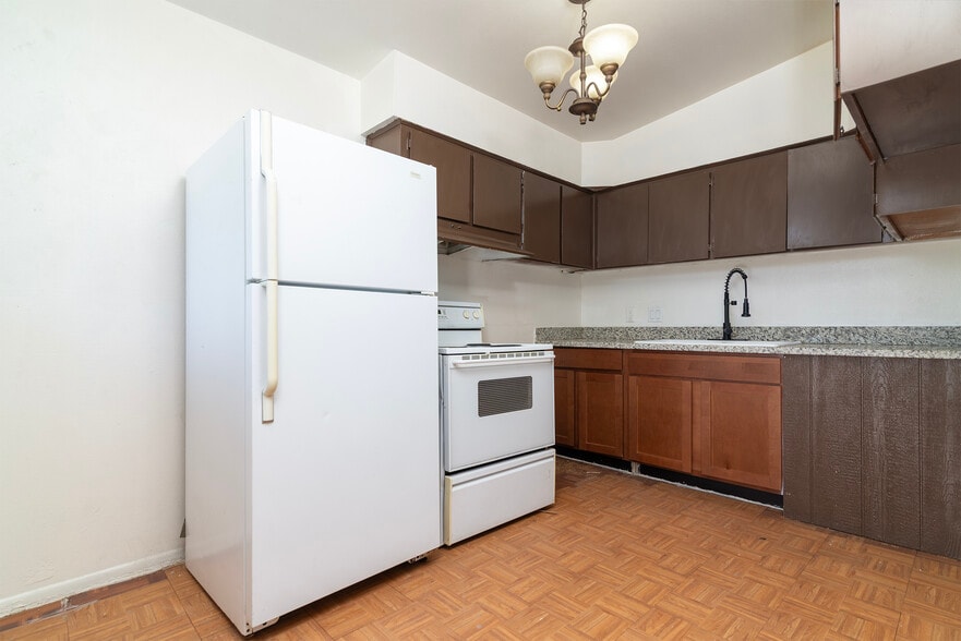 More Photos Of 505 N Williams, Mesa Apartments For Sale
