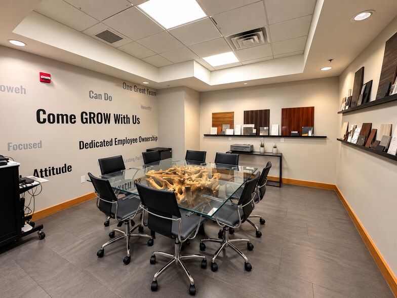 More Photos Of 2951 Pembroke Rd, Hollywood Office For Lease