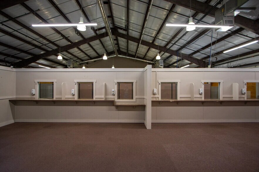 More Photos Of 322 Little Brooke Ln, West Columbia General Retail For Lease
