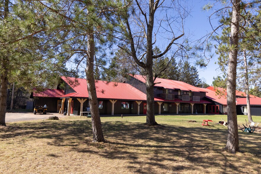 More Photos Of 9966 N State Road 27, Hayward Hotel For Sale