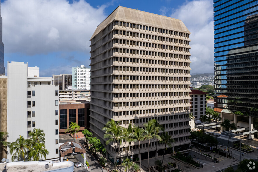 Primary Photo Of 1164 Bishop St, Honolulu Coworking Space