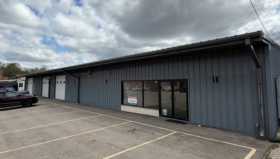 Primary Photo Of 329 Coyier Ln, Madison Religious Facility For Lease