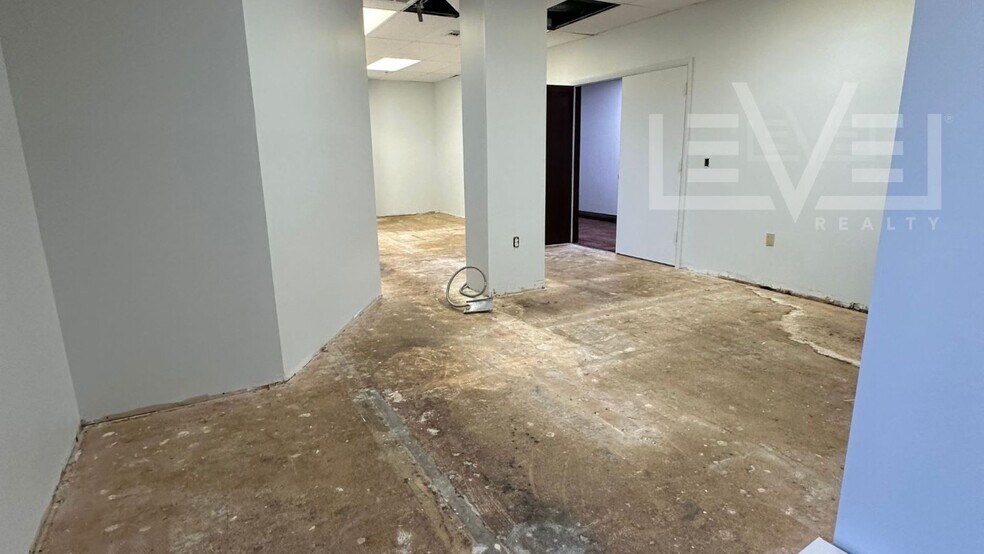 More Photos Of 2455 E Sunrise Blvd, Fort Lauderdale Loft Creative Space For Sale
