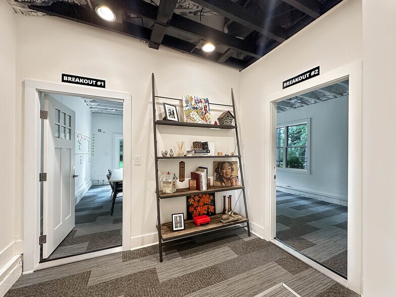 More Photos Of 8400 Atlanta Newnan Rd, Chattahoochee Hills Lodge Meeting Hall For Sale