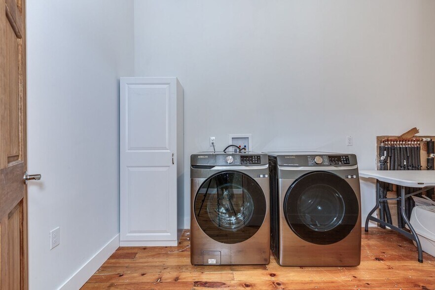 More Photos Of 275 Jenness Pond Rd, Northwood Hotel For Sale
