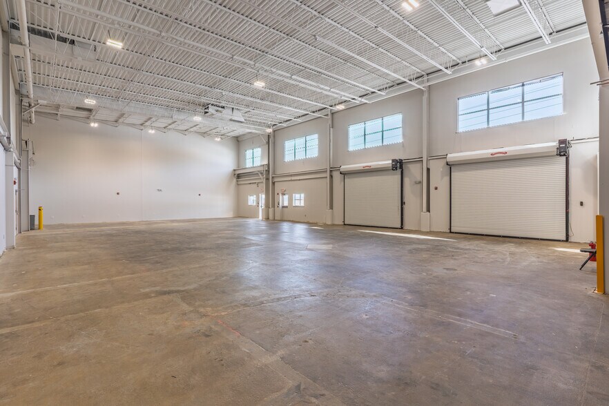 More Photos Of 1850 N Gravers Rd, Plymouth Meeting Distribution For Lease