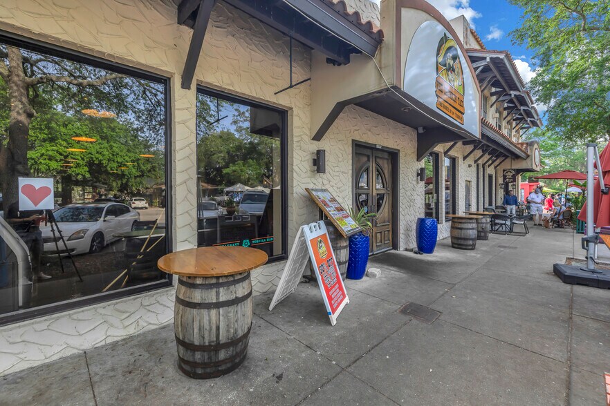 More Photos Of 2834 Beach Blvd, Gulfport Freestanding For Sale