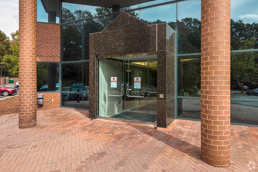 More Photos Of 5290 Shawnee Rd, Alexandria Coworking Space