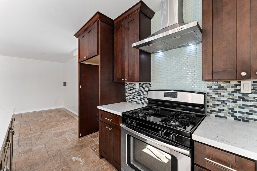 More Photos Of 7761 Garfield Ave, Huntington Beach Apartments For Sale