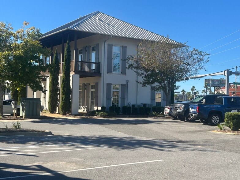 More Photos Of 36250 Emerald Coast Pky, Destin Office For Lease