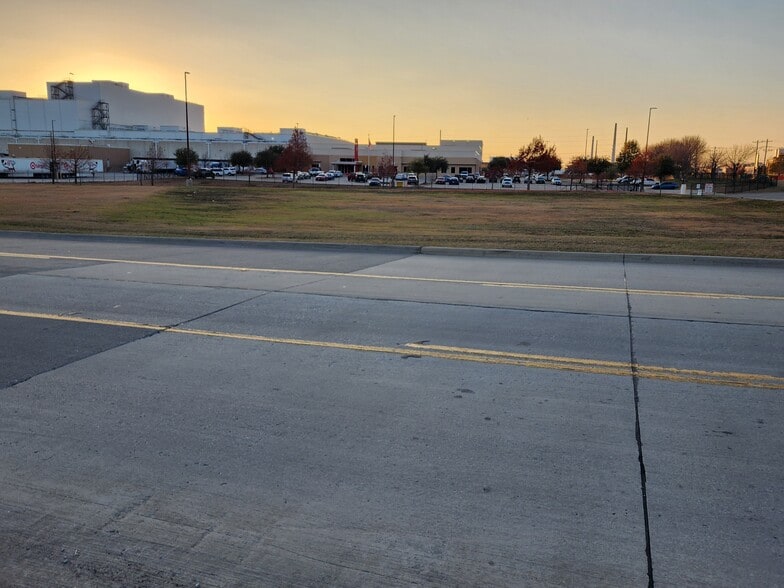 More Photos Of TBD Dakota Ln, Denton Land For Sale