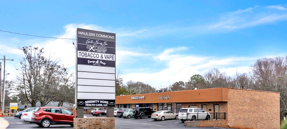 More Photos Of 110 E Butler Rd, Mauldin Storefront For Sale