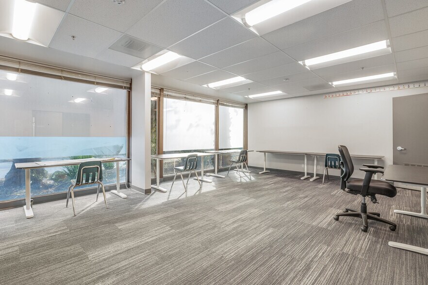 More Photos Of 480 N 1st St, San Jose Office For Sale