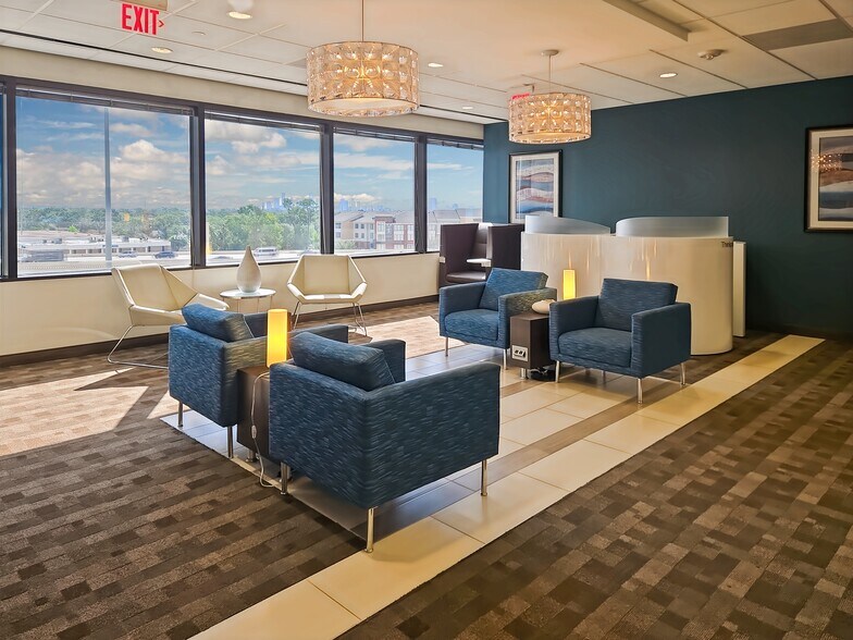 More Photos Of 2950 N Loop Fwy W, Houston Coworking Space